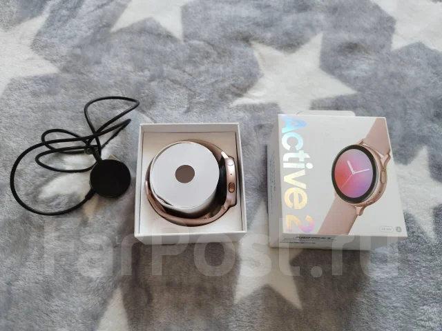 Samsung Galaxy Watch Active2 ����