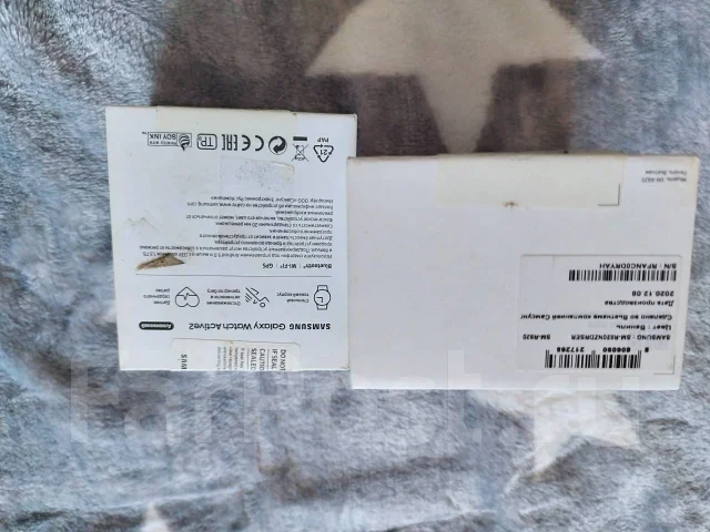 Samsung Galaxy Watch Active2 ����