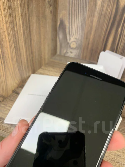 Apple iPhone SE. �/�, 64 ��, ������, 4G LTE ����