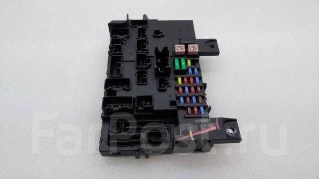 Блок предохранителей салонный Mitsubishi Outlander 2020 8637B697 GF2W ...