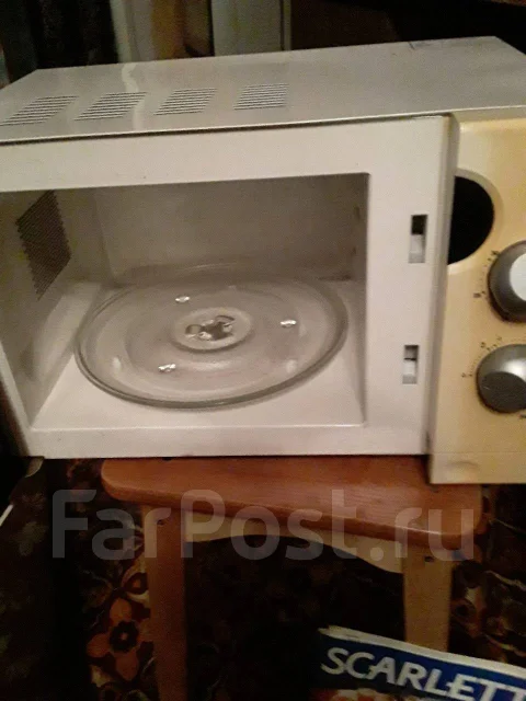Микроволновка Scarlett SC-297 1000W. Под восстановление или запчасти ...