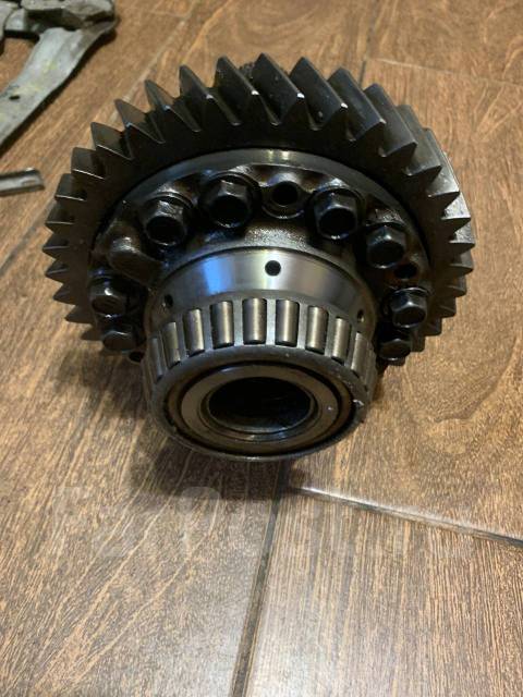 Land cruiser 100 prado дифференциал. Передний редуктор тойота ленд крузер 105 дизель. Дифференциал ленд крузер 100. Передний дифференциал ленд крузер 200. Дифференциал ленд крузер 100.