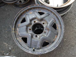 Suzuki. x16", 5x139.7 ����