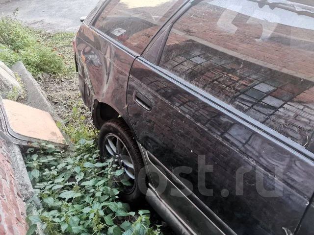 Toyota Caldina. ��������, 4wd, 2.0 (140��.�.), ������, 180 000����. �� ����