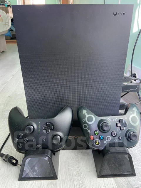 Microsoft Xbox One X ����