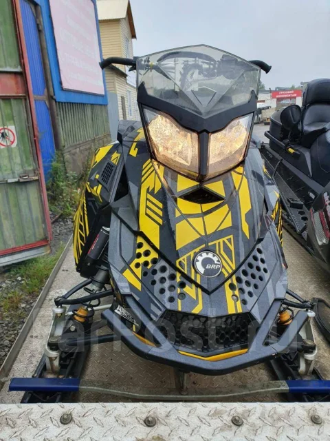 BRP Ski-Doo Summit. ��������, ��, �� ����