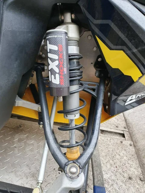 BRP Ski-Doo Summit. ��������, ��, �� ����
