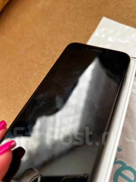 Apple iPhone 8. �/� ����