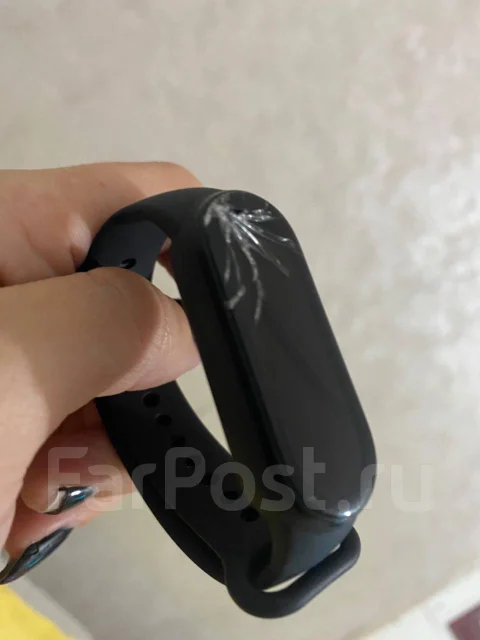 Xiaomi Mi Band 6 ����
