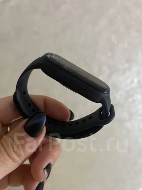 Xiaomi Mi Band 6 ����