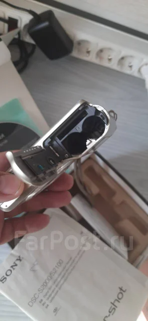 Sony Cyber-shot DSC-S2000. 10 - 14.9 ��, ���: 3� ����