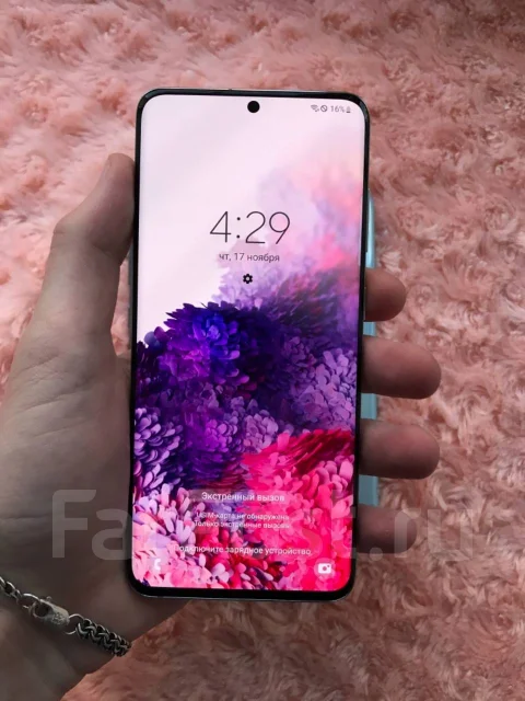 Samsung Galaxy S20. �/� ����