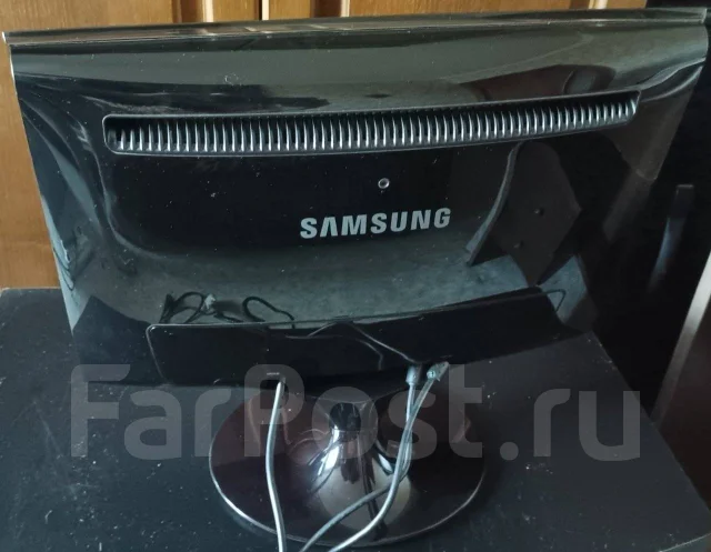 Samsung. 20", ���������� �� (LCD, LED, QLED) ����