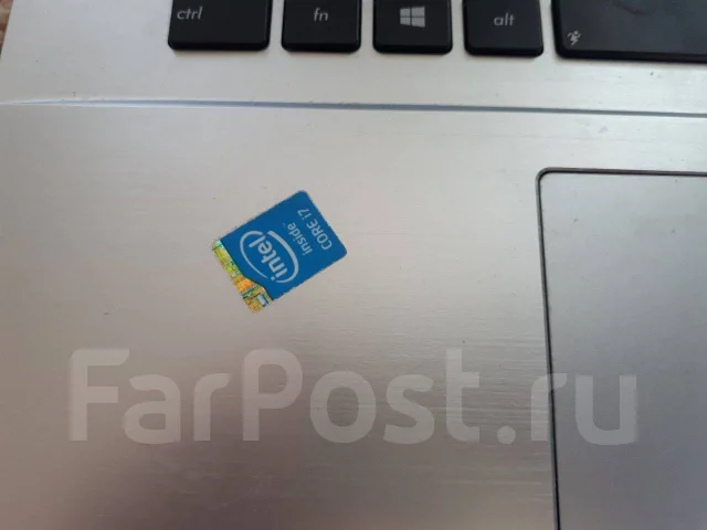 Asus. 17.3", 2,4����, ��� 16 ��, ���� 750���, WiFi: 1, Bluetooth: 1 ����
