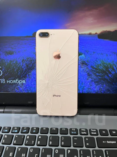 Apple iPhone 8 Plus. �/�, �������, �������, 4G LTE, NFC ����