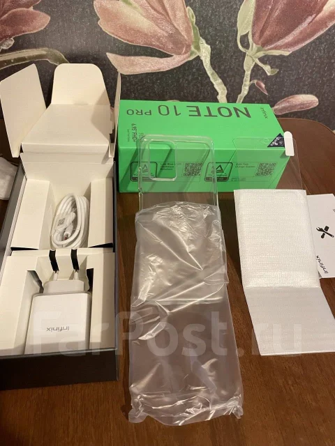 Infinix Note 10 Pro. �����, ���������, 4G LTE, Dual-SIM ����