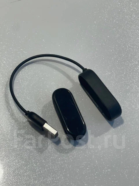 Xiaomi Mi Band 4 ����