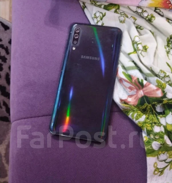 Samsung Galaxy A50. �/�, ������, 4G LTE ����
