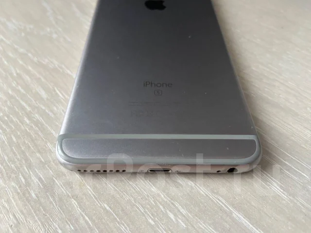 Apple iPhone 6s Plus. �/�, 64 ��, �����������, 3G, 4G LTE, NFC ����