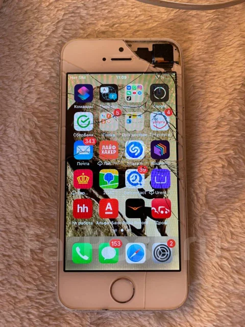 Apple iPhone SE. �/� ����