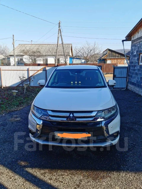 Mitsubishi Outlander. 4wd, 2.0, ������, 49 000����. �� ����