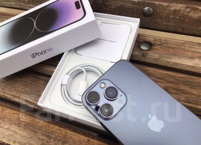 Apple iPhone Xr. �����, 128 ��, �����, ������ ����