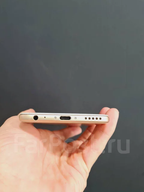 Xiaomi Mi A1. �/�, 32 ��, �������, 4G LTE, Dual-SIM, NFC ����