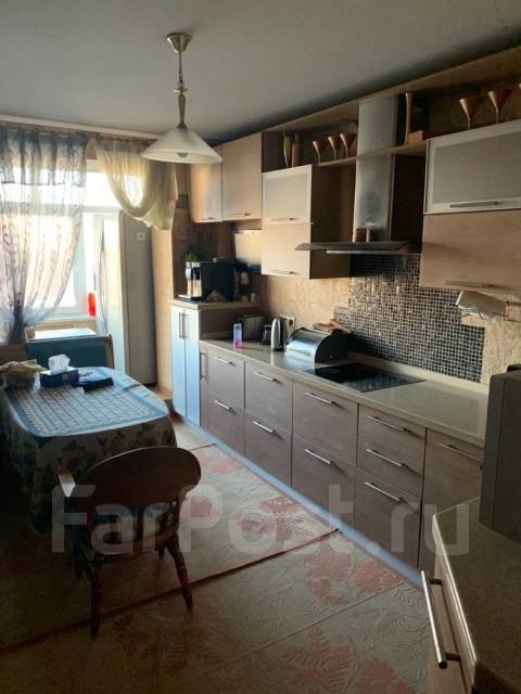 4-комнатная, улица Адмирала Кузнецова 92 - Купить квартиру во ...