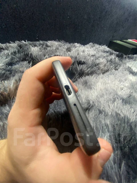 Sony Xperia E5. �/�, ������, 3G, 4G LTE, NFC ����