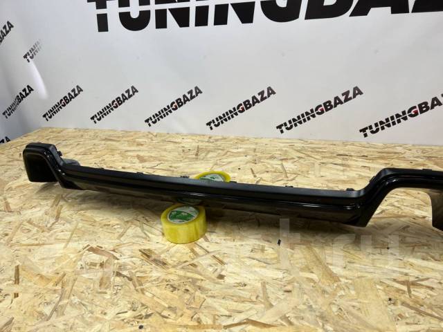 Вставка в задний бампер под двойной глушитель Subaru Forester SK5 ...