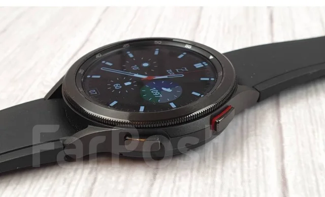 Samsung Galaxy Watch4. GPS, NFC, IP68 ����