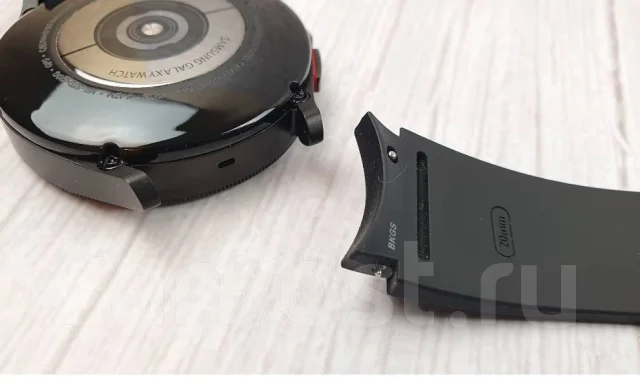 Samsung Galaxy Watch4. GPS, NFC, IP68 ����