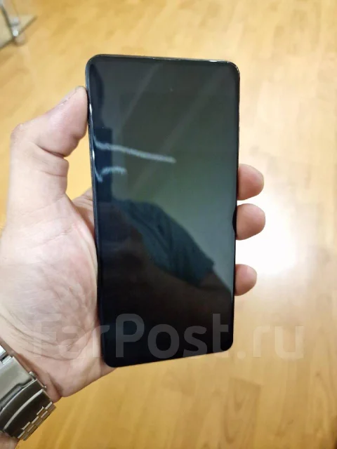 Xiaomi Mi 9T. �/�, ������, 3G, 4G LTE, Dual-SIM, ����������, NFC ����
