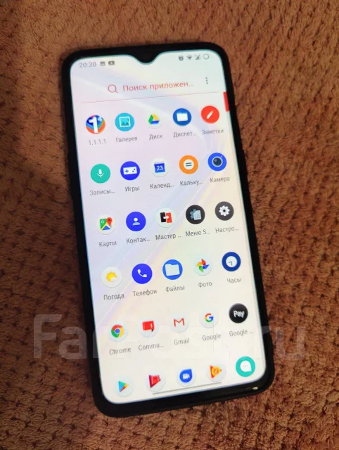 OnePlus 7. �/�, 256 ��, �����, 4G LTE, 5G, Dual-SIM, ����������, NFC ����