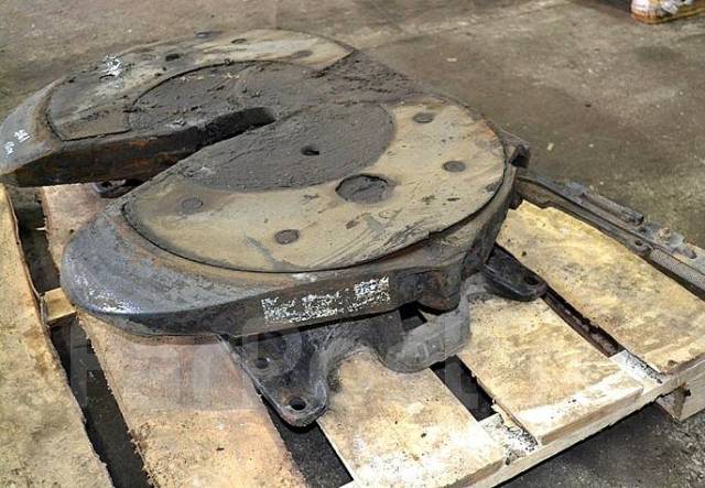 Проставка седельного устройства daf 105. Замок седла даф 105. Ремкомплект седла даф 105. Седельно сцепное устройство ман устройство. Даф 105 седло.