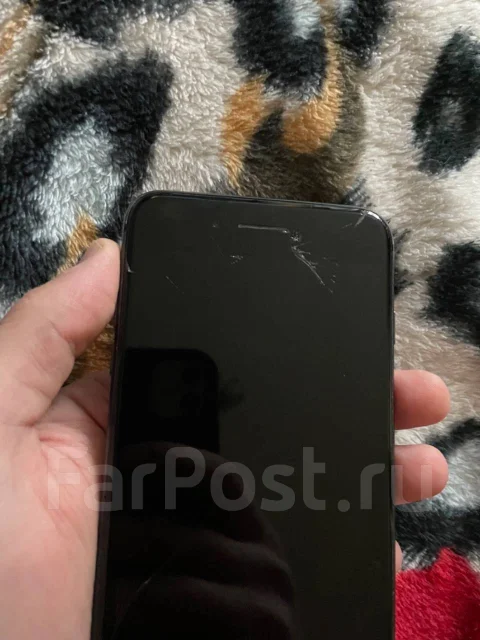 Apple iPhone 8 Plus. �/�, ������, 3G, 4G LTE, ����������, NFC ����