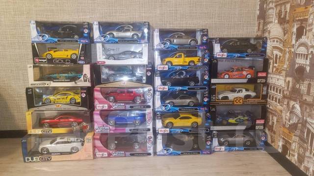 Коллекция автомобилей 1:18, новый, в наличии. Цена: 110 000₽ во ...