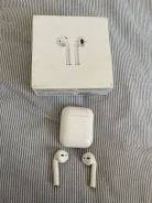 Apple AirPods ����