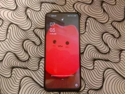 Realme 8i. �/�, ������, 3G, 4G LTE, Dual-SIM, NFC ����