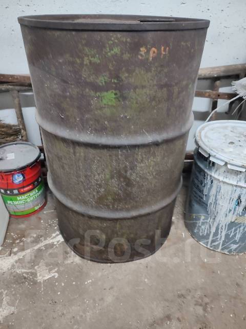 Продам 100 литров дизельного топливо 35 литр - Топливо во Владивостоке