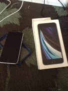 Apple iPhone SE 2020. �/�, �����, 4G LTE, ����������, NFC ����