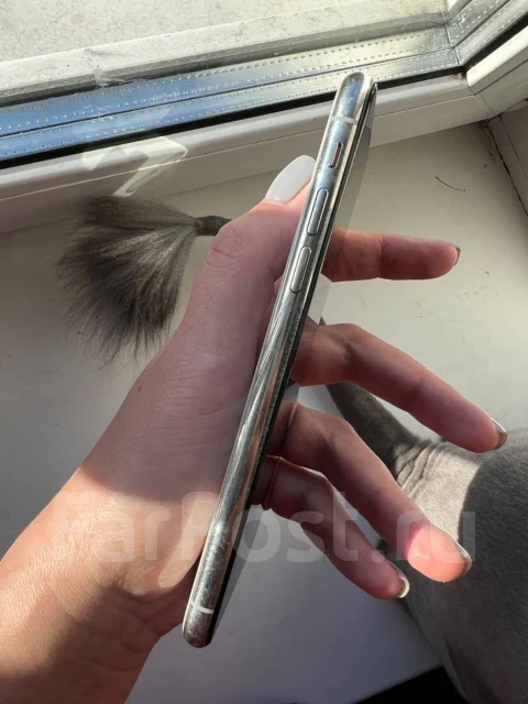 Apple iPhone X. �/�, �����, 4G LTE ����