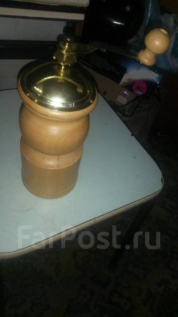 Кофемолка ручная, новый, в наличии. Цена: 500₽ во Владивостоке