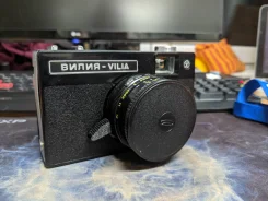 ����� ����