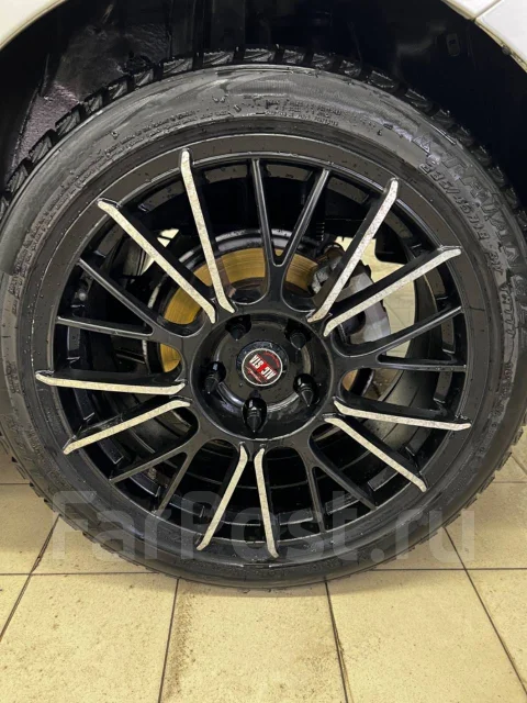 Alcasta M09. x18", 5x114.3 ����