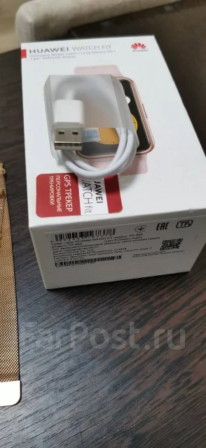 Huawei Watch Fit. GPS, IP67 ����