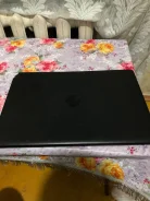 HP 15-bs158ur. 1,8����, ��� 4 ��, ���� 128���, WiFi, Bluetooth, ����������� �� 4��. ����