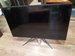 DEXP. 32" ����