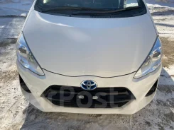 Toyota Aqua. NHP10 ����