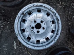 Foose. 5.5x14", 5x100 ����